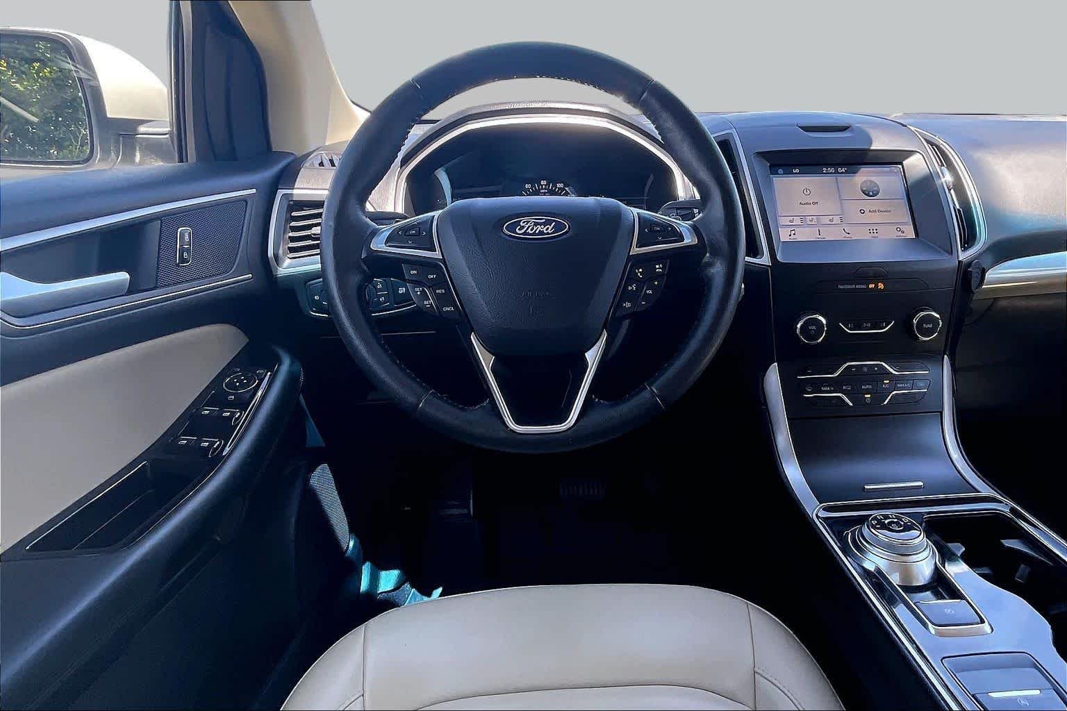 Used 2019 White Platinum Metallic Tri-Coat Ford SEL image 6