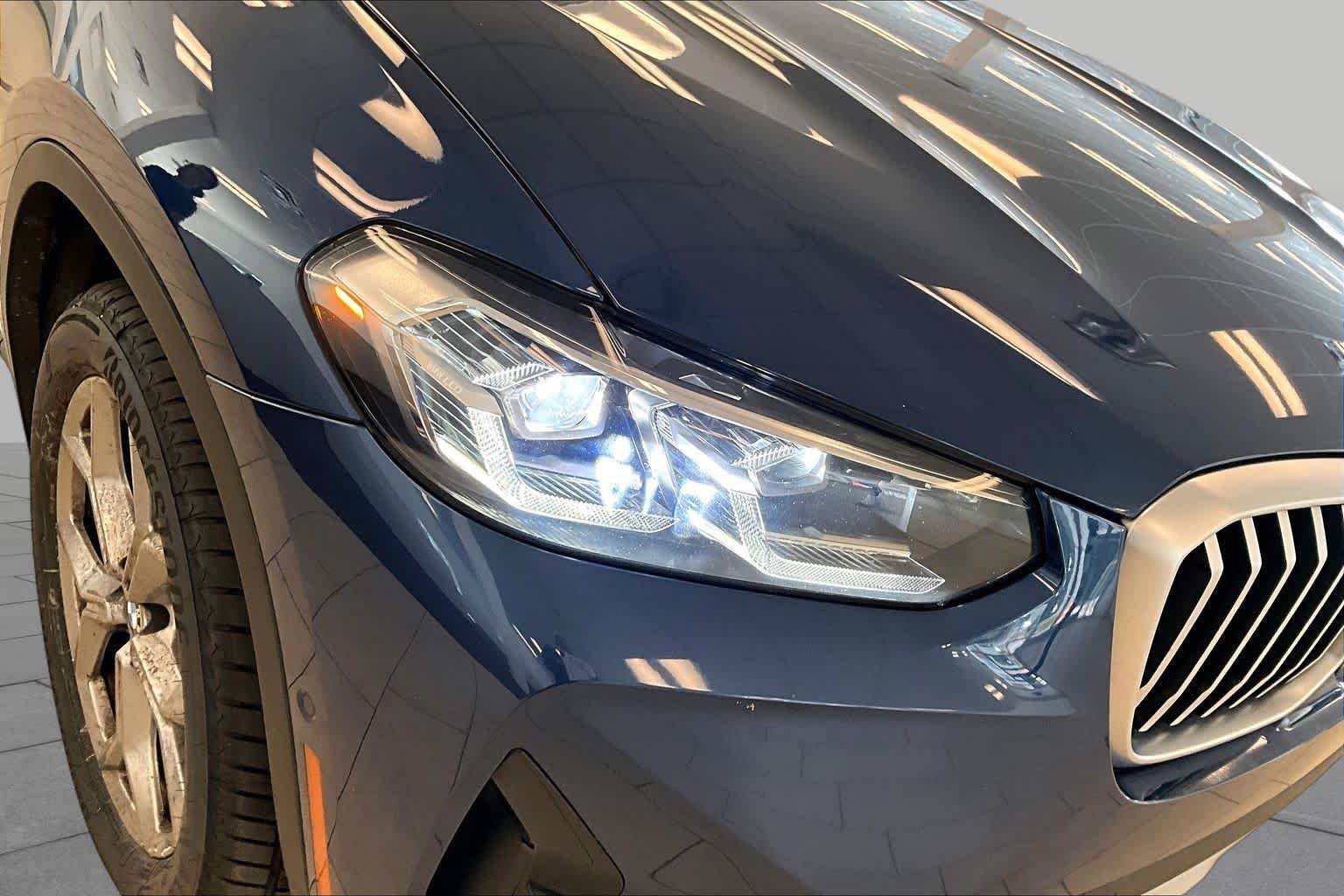 Used 2023 Phytonic Blue Metallic BMW xDrive30i image 26
