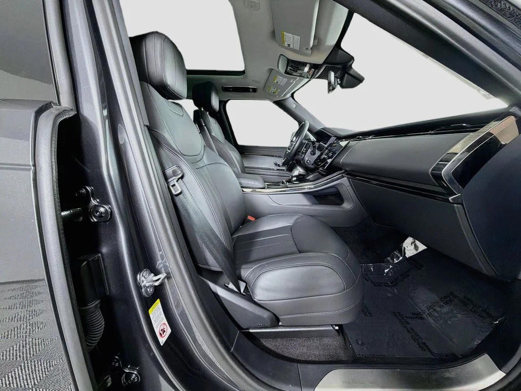 Certified Used 2024 Gray Land Rover SE image 31