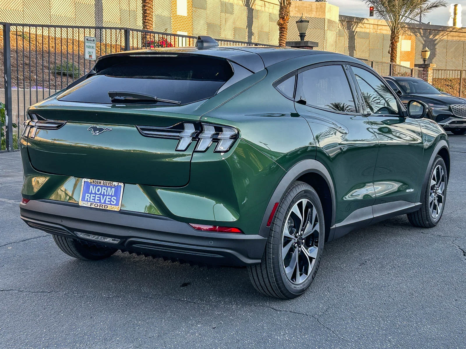 New 2026 Eruption Green Metallic Ford Select image 6