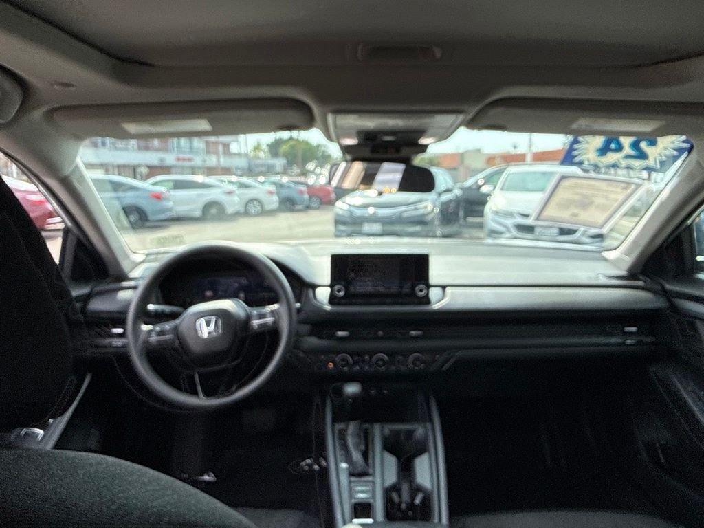 Used 2024  Honda EX image 8