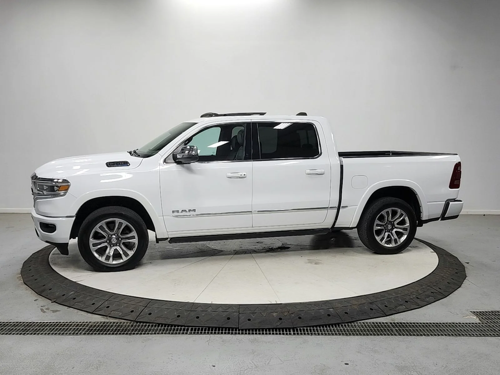 Used 2023 Bright White Clearcoat Ram Limited image 4