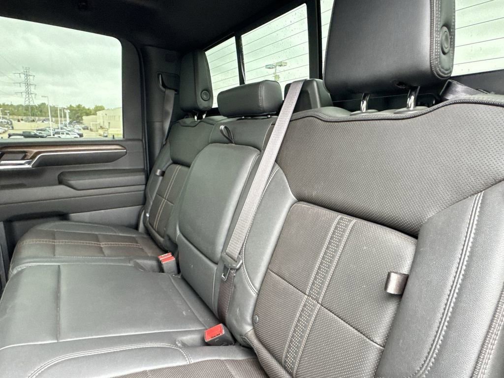 Used 2024 Black Chevrolet High Country image 29