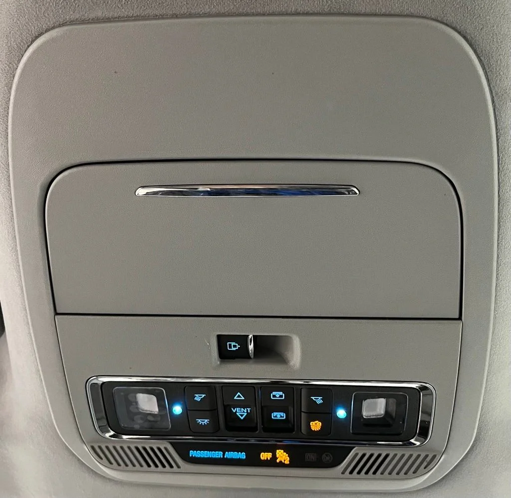Used 2021 White Ford Limited image 41