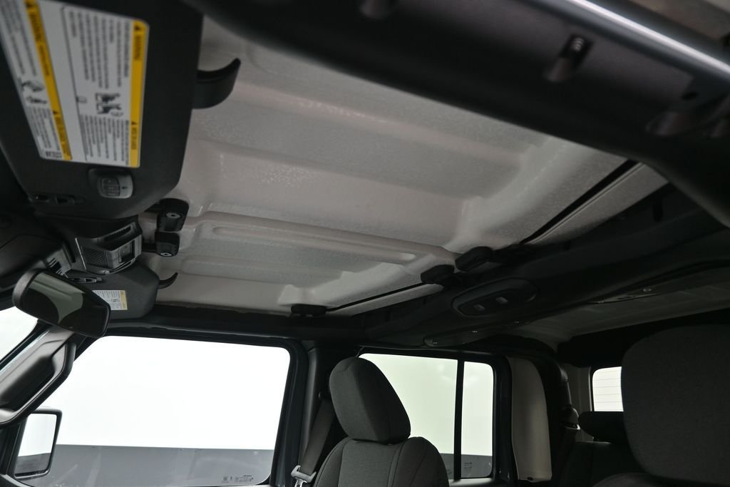 New 2026 Anvil Clearcoat Jeep Sport S image 2