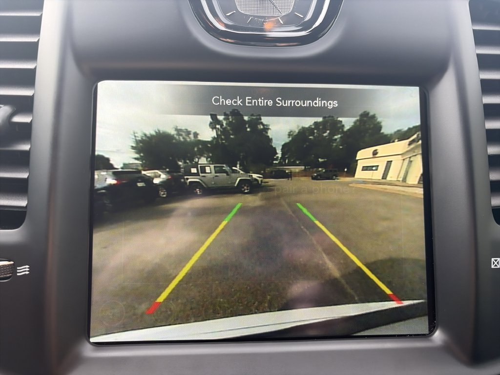 Used 2023 White Chrysler S image 23