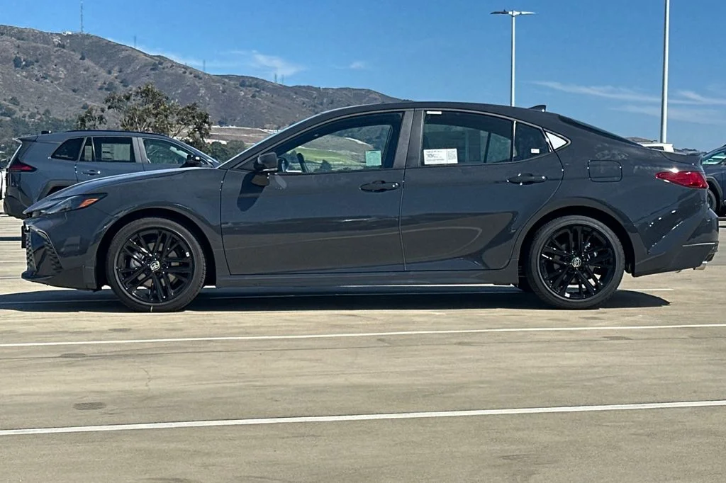 New 2026 Underground Toyota  SE image 7