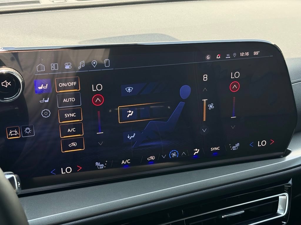 New 2026 Summit White Chevrolet LT image 32