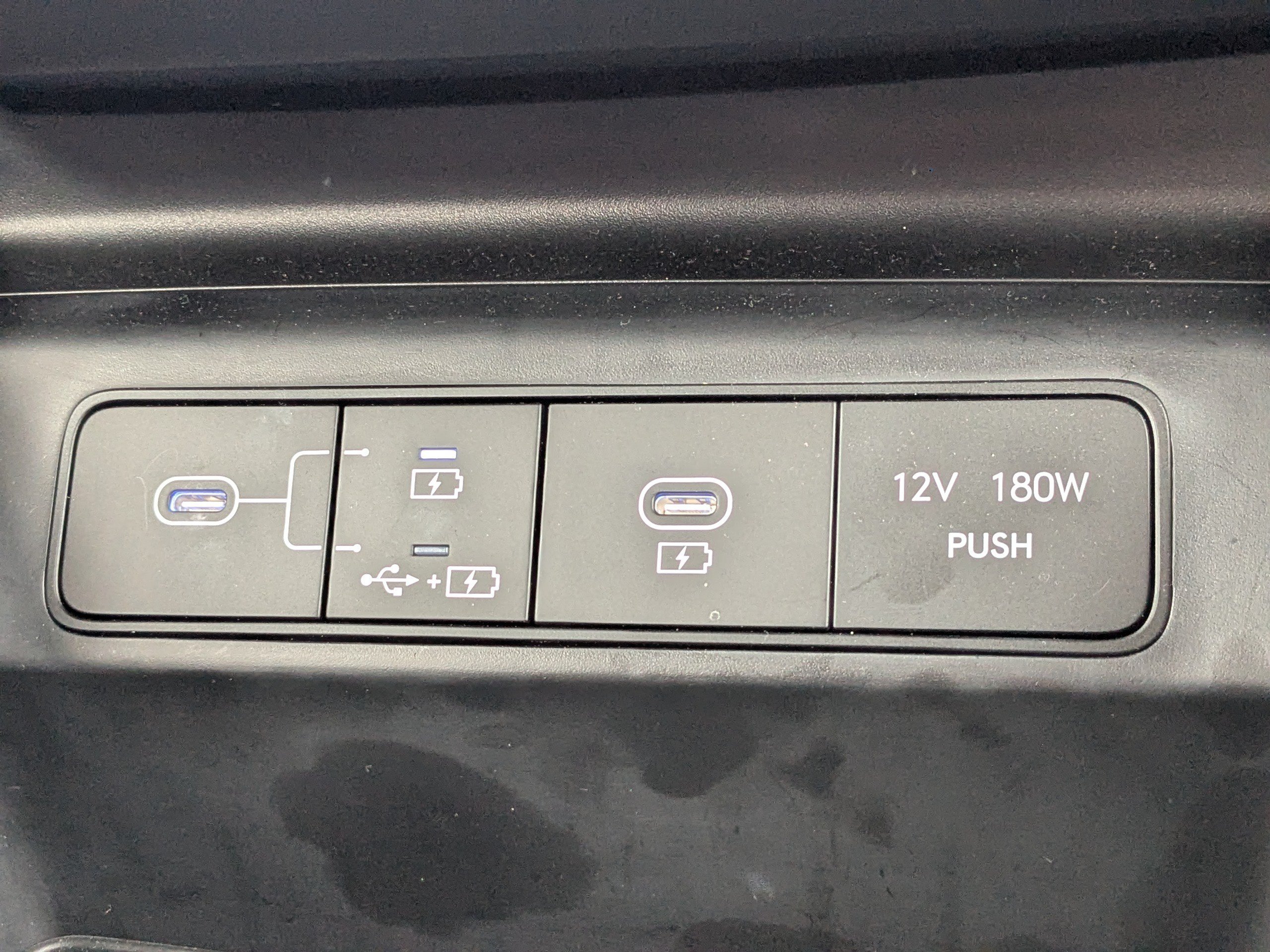 New 2026 Shimmering Silver Hyundai SE image 25