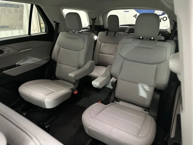 New 2026 Star White Metallic Tri-Coat Ford Active image 26