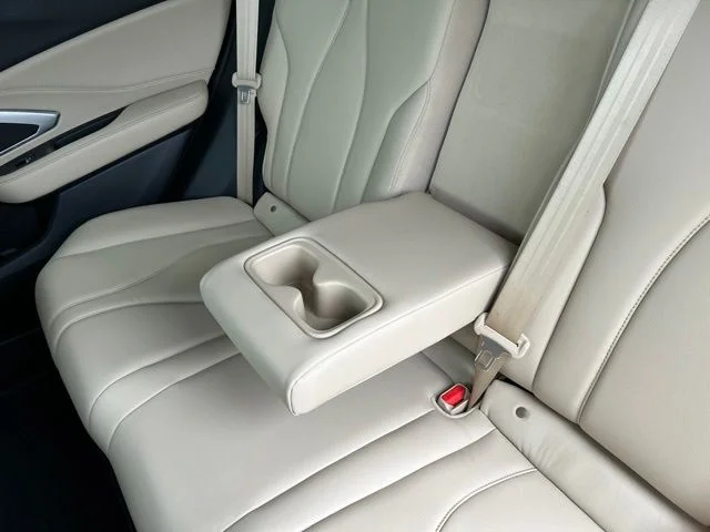 Used 2021  Acura Base image 32