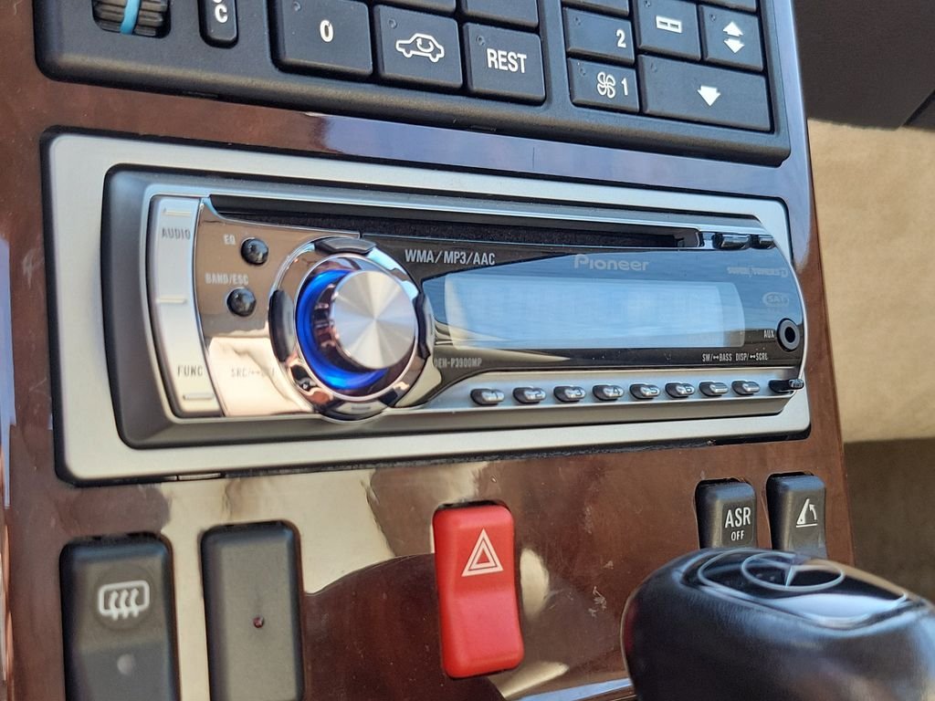 1995 Mercedes-Benz SL - Photo 28