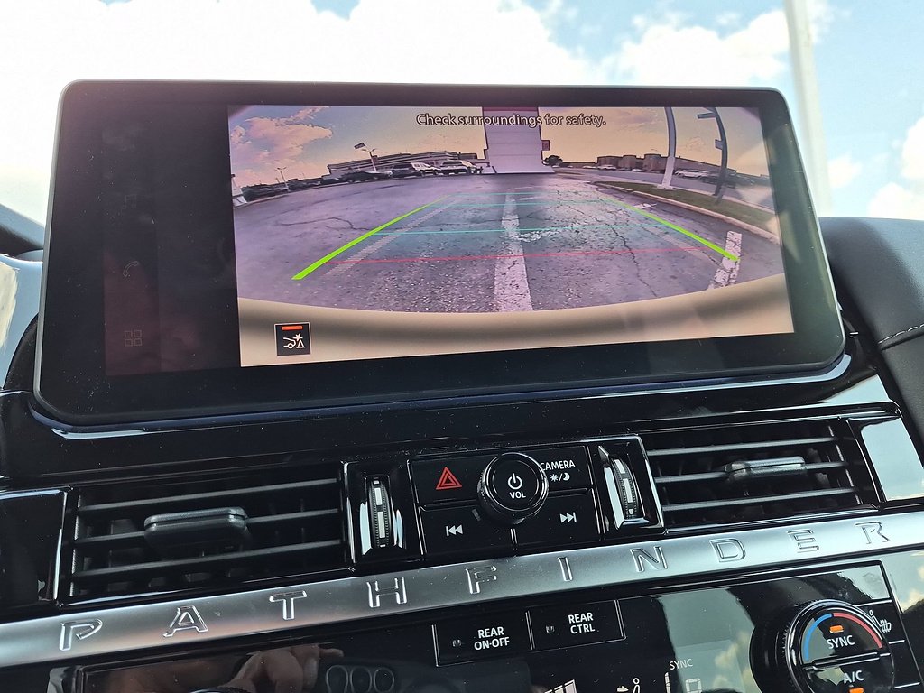 2026 Nissan Pathfinder SV - Photo 29