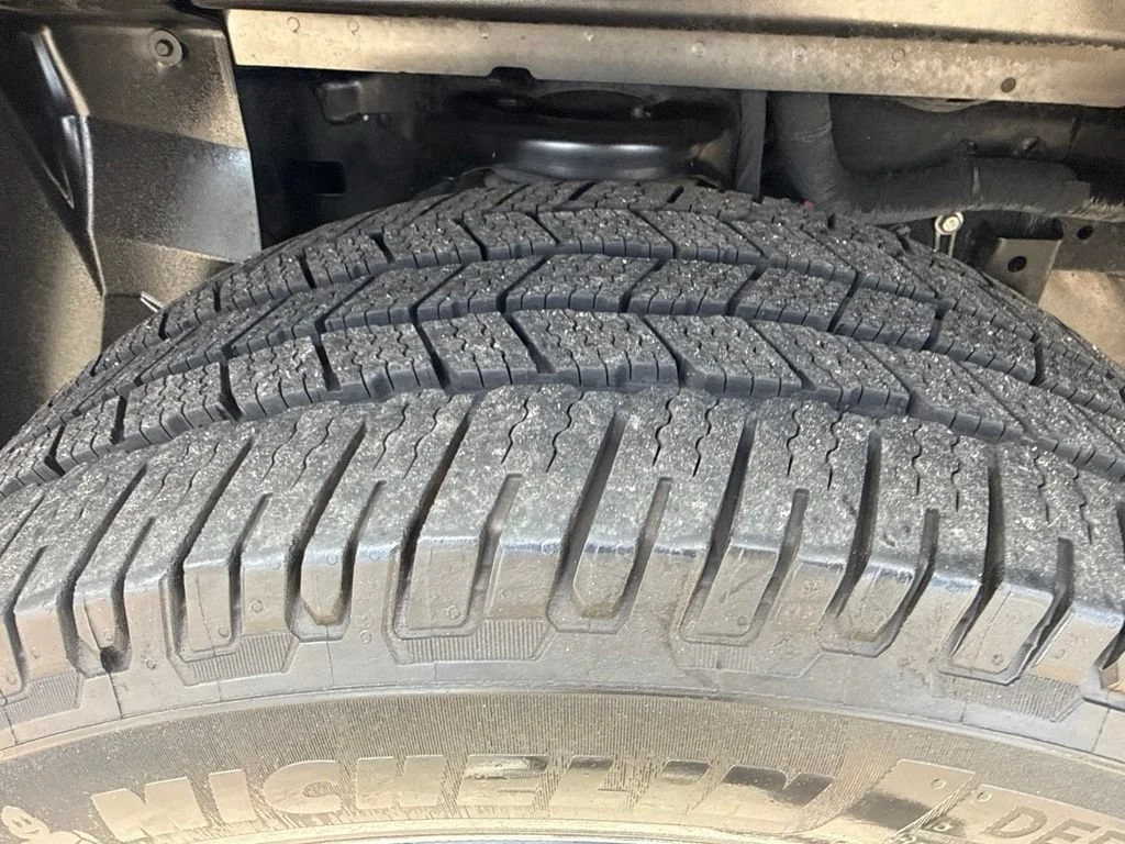 Used 2019  Ram Laramie image 36
