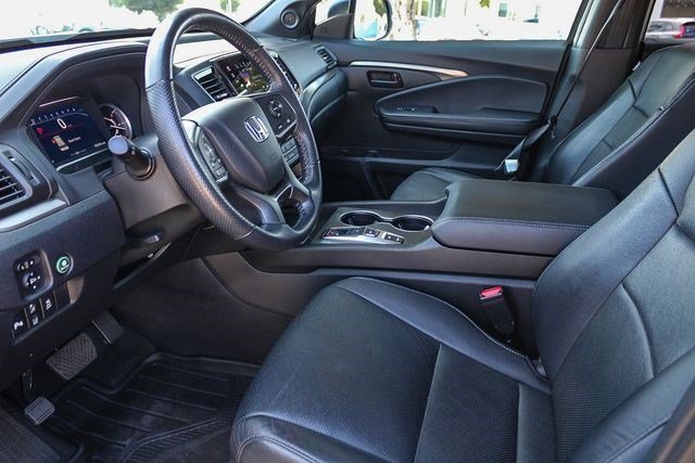 2025 Honda Passport EX-L - Photo 18
