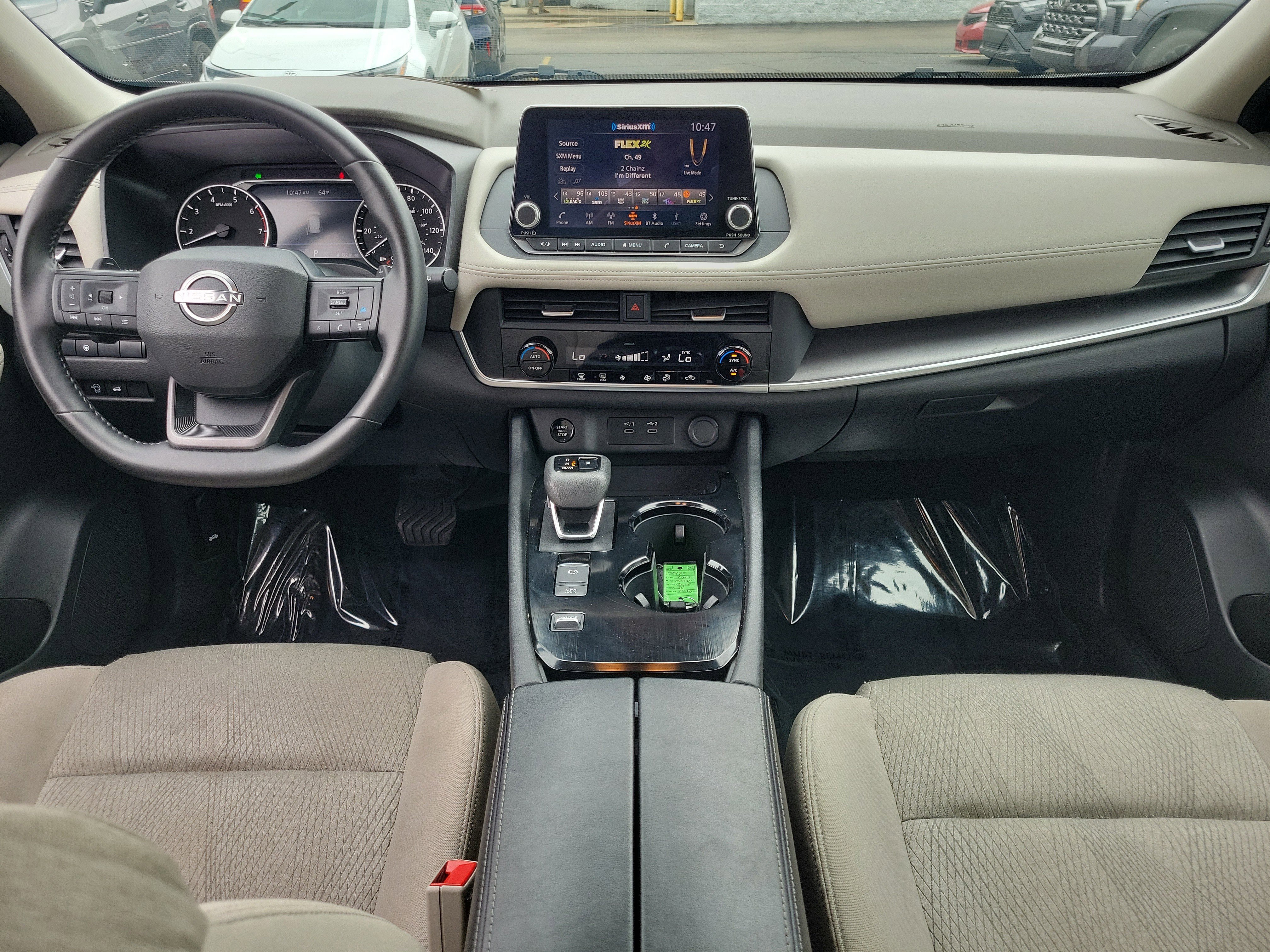 Used 2025 Super Black Nissan SV image 9