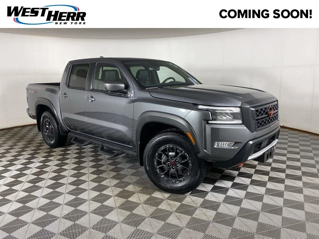 2023 Nissan Frontier PRO-4X Crew Cab 4X4's photo