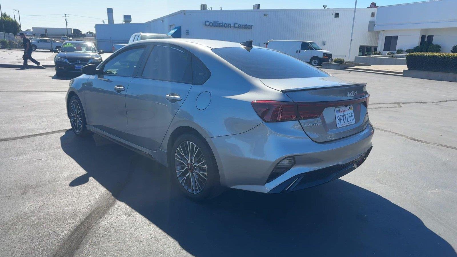 2023 Kia Forte GT-Line - Photo 9