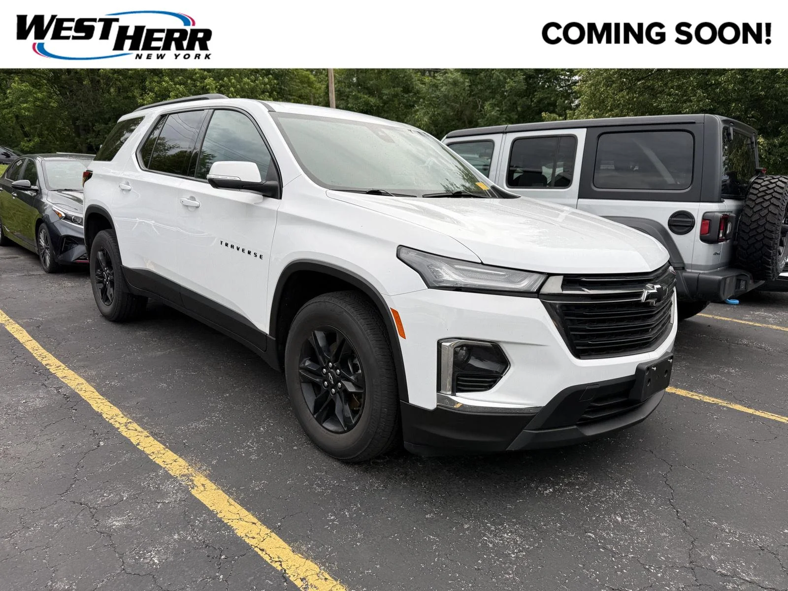 Used 2023 Summit White Chevrolet LT Cloth image 1