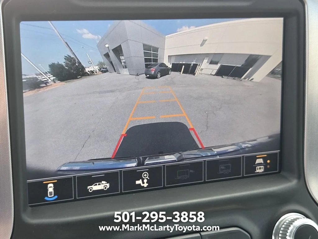 Used 2020 Red GMC SLT image 21