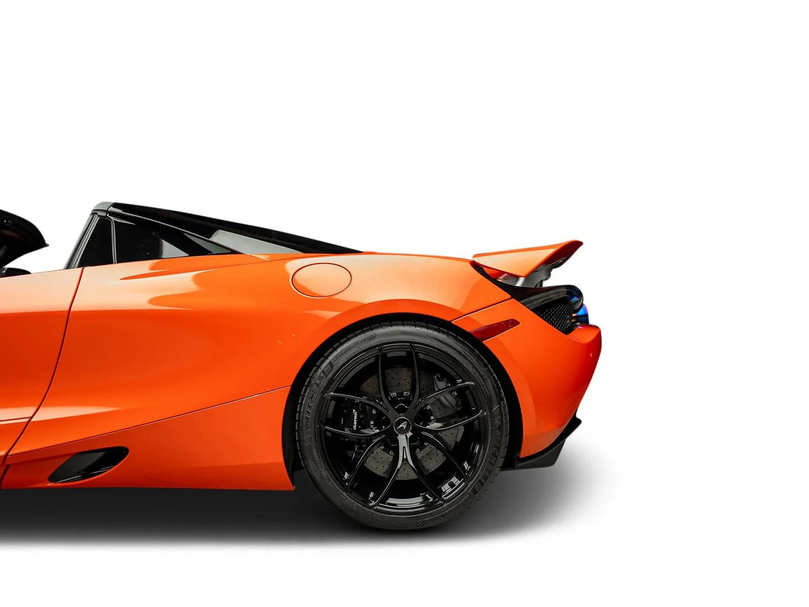 Used 2022 Orange McLaren Performance image 30
