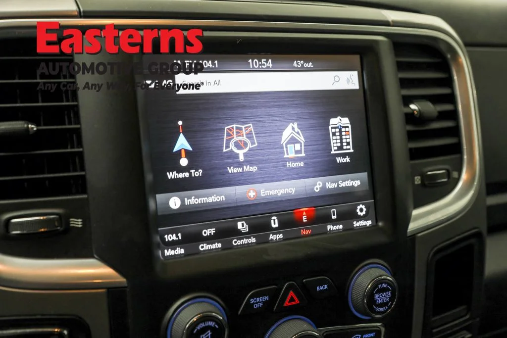 Used 2023 White Ram SLT image 18