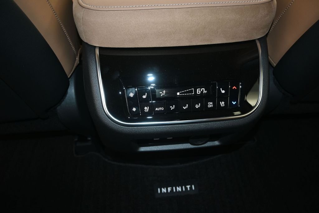 New 2026 BLACK OBSIDIAN INFINITI Luxe 4WD image 19
