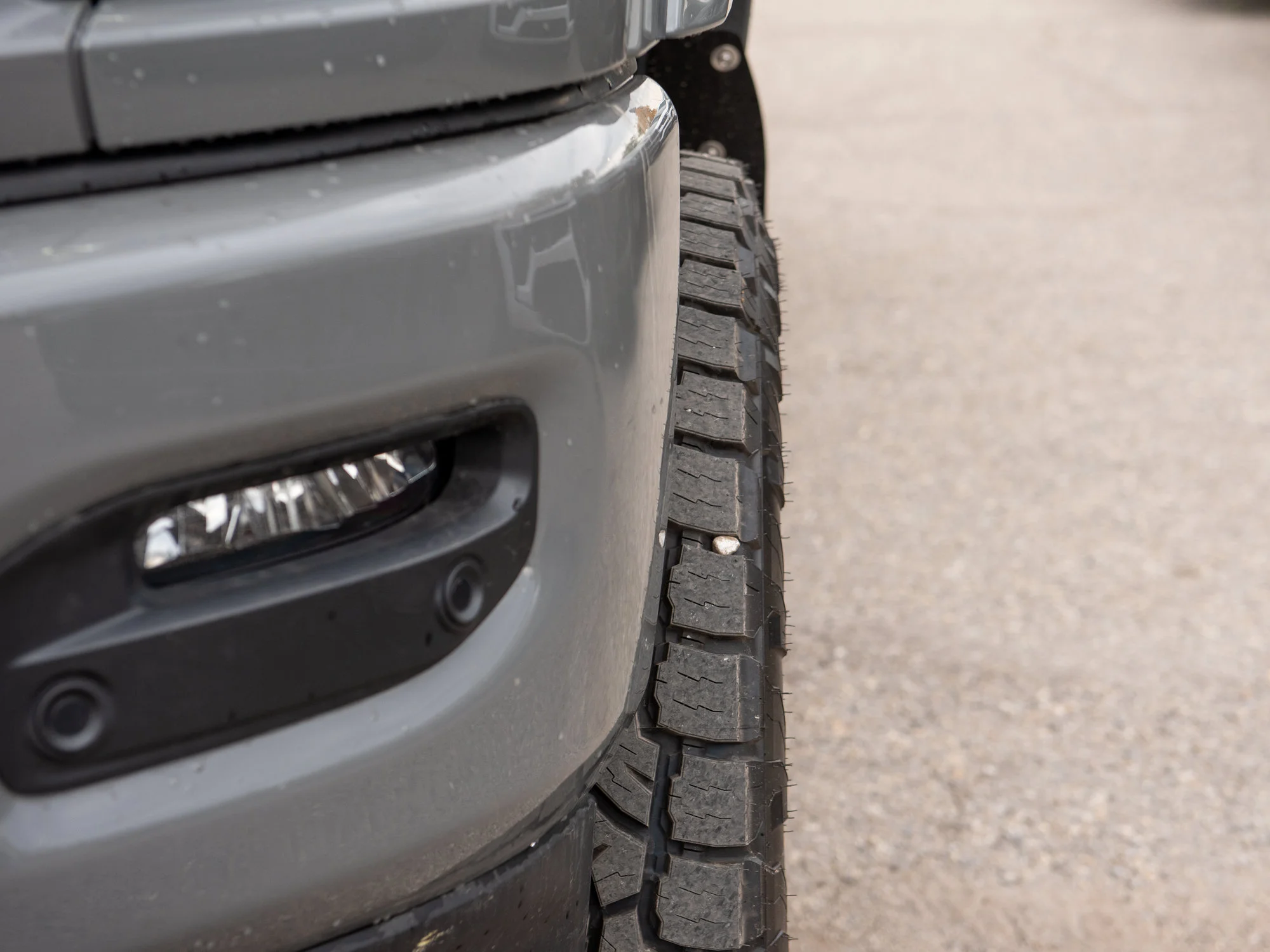 New 2026 Grey RAM Laramie Night* Crew Cab 4x4, 5 Inch Lift, 37 Inch Toyos, Winch, Pwr Running Boards image 15
