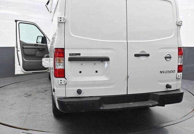 Used 2021 White Nissan SV image 46