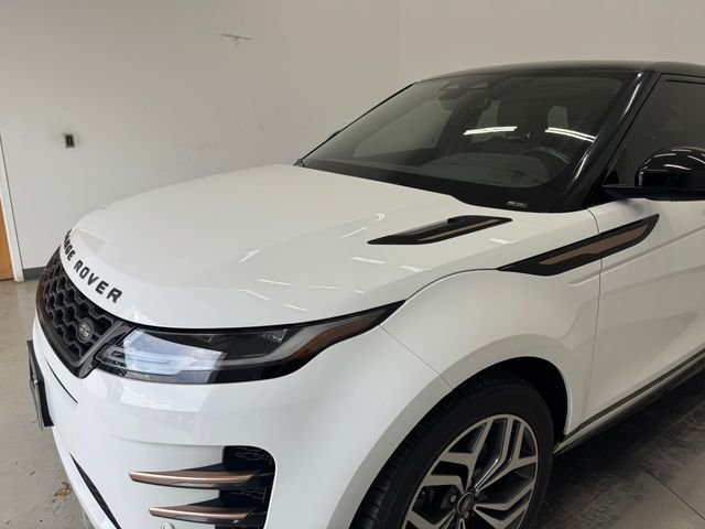 Used 2023 Fuji White Land Rover Dynamic image 42