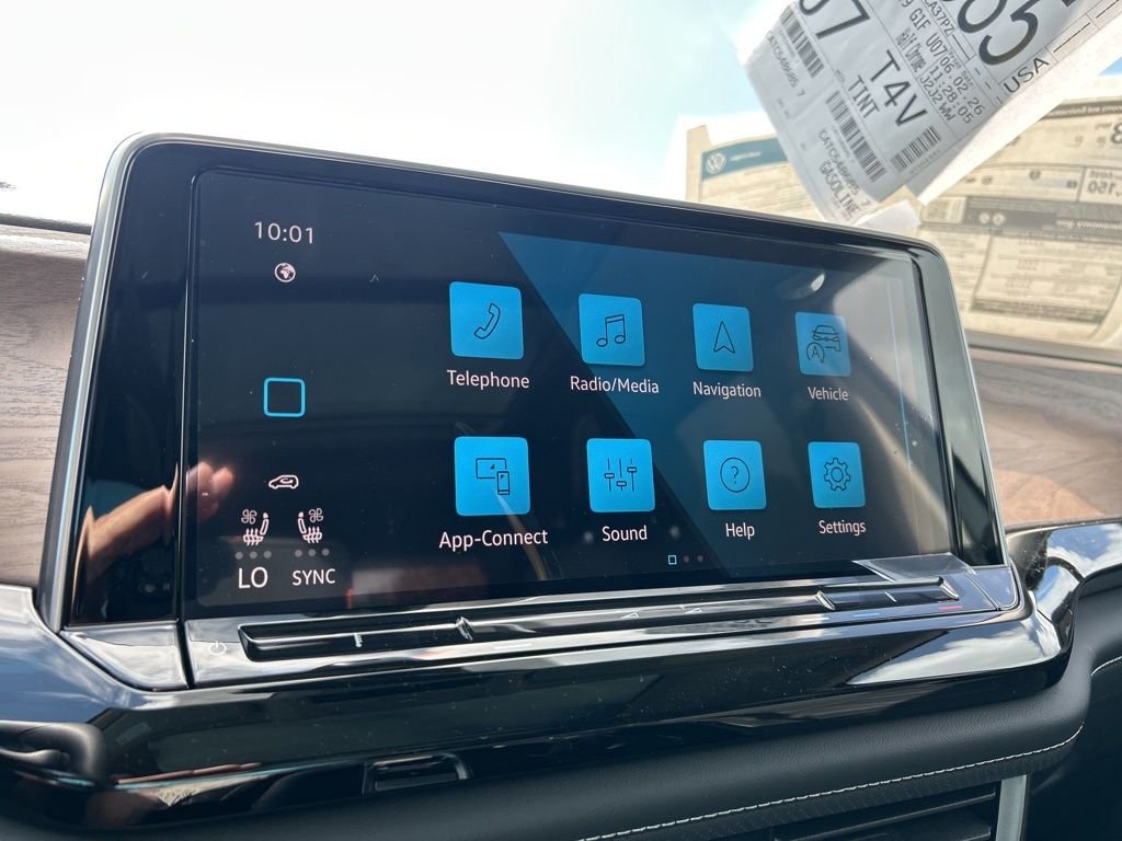 New 2026 Gray Volkswagen 2.0T SE w/Technology image 34
