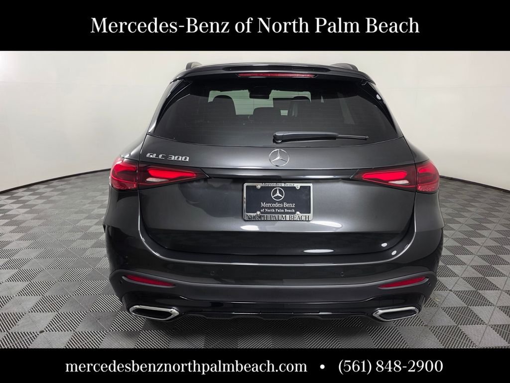 New 2026 Graphite Grey Metallic Mercedes-Benz GLC 300 image 5