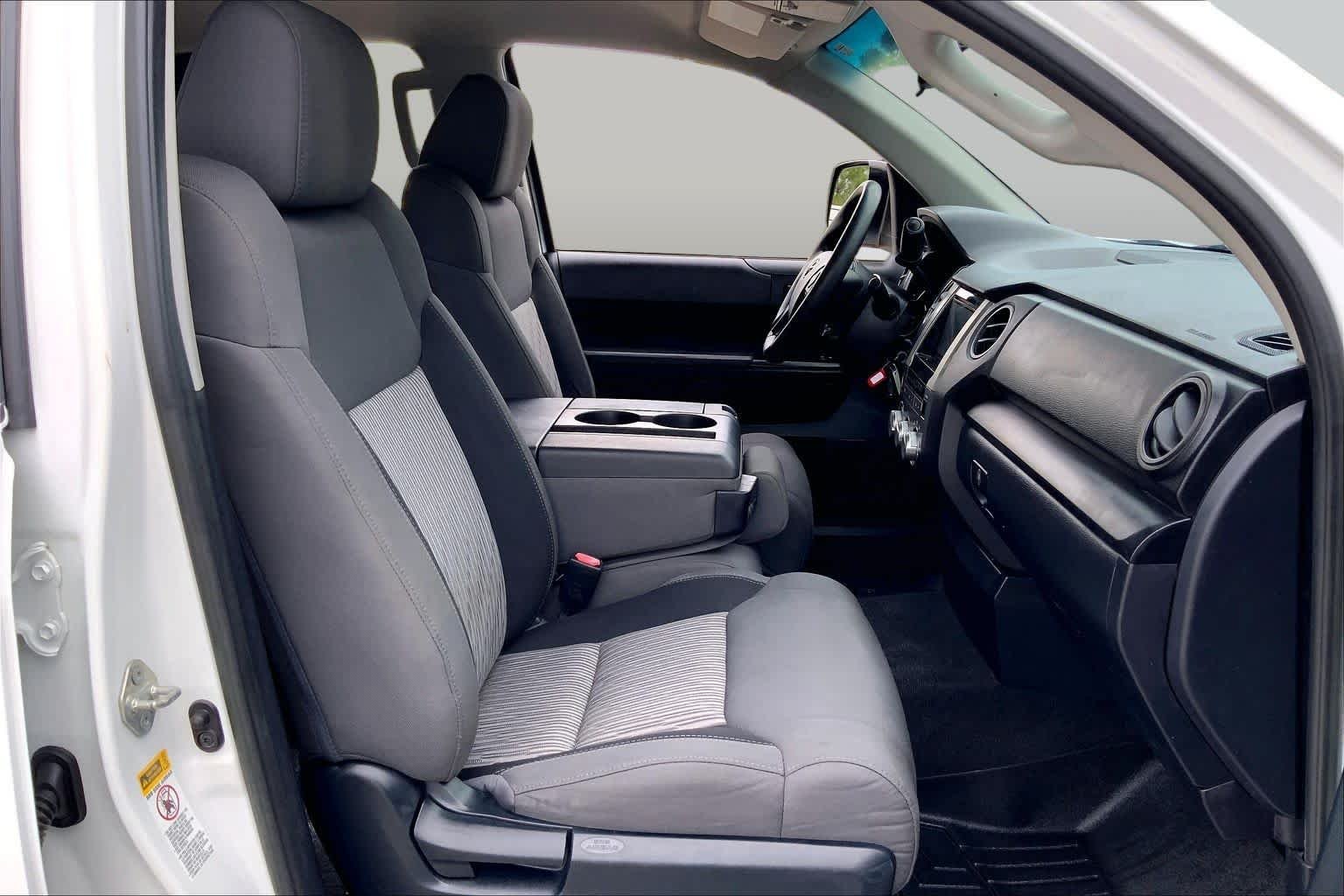 Used 2017 Super White Toyota SR image 9