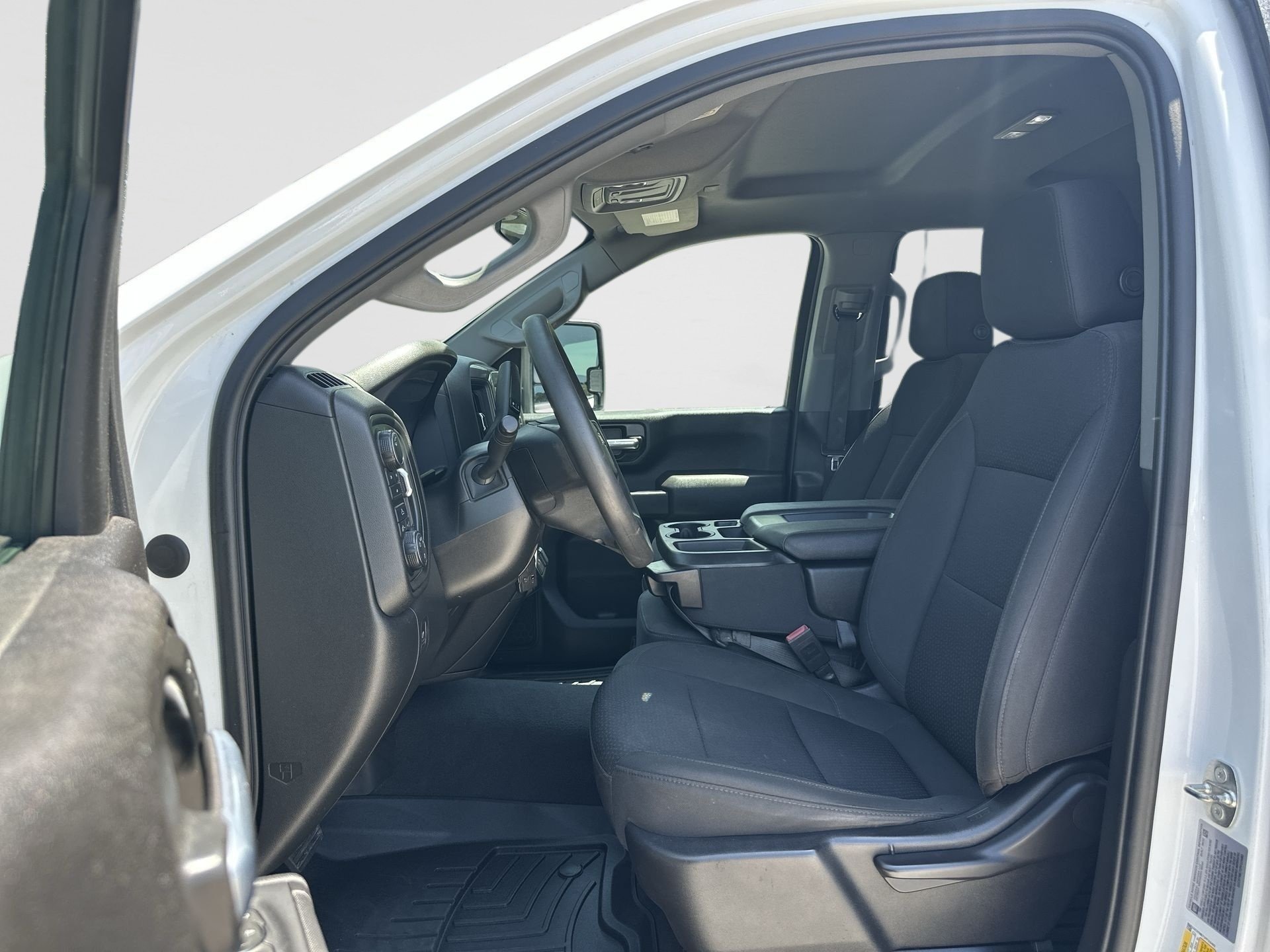2023 Chevrolet Silverado 2500HD Custom - Photo 18