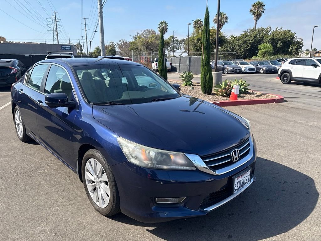 Used 2013  Honda EX-L image 4