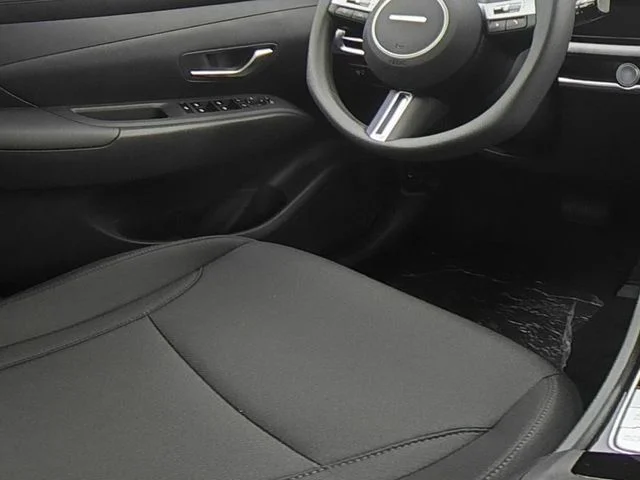 Certified Used 2026 White Hyundai SE image 27