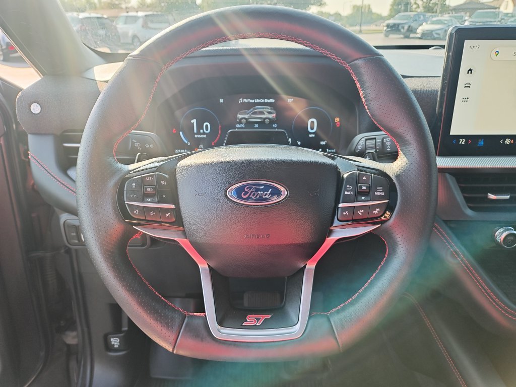 Used 2025 Gray Ford ST image 17