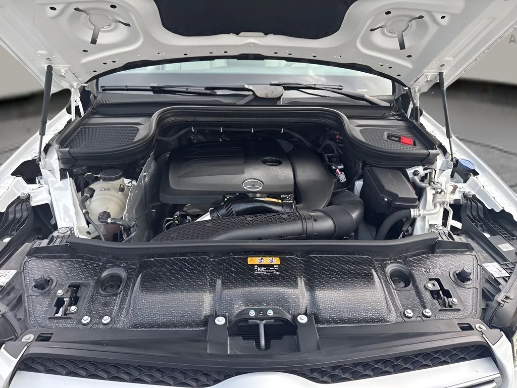 Used 2020 White Mercedes-Benz GLE 350 image 31