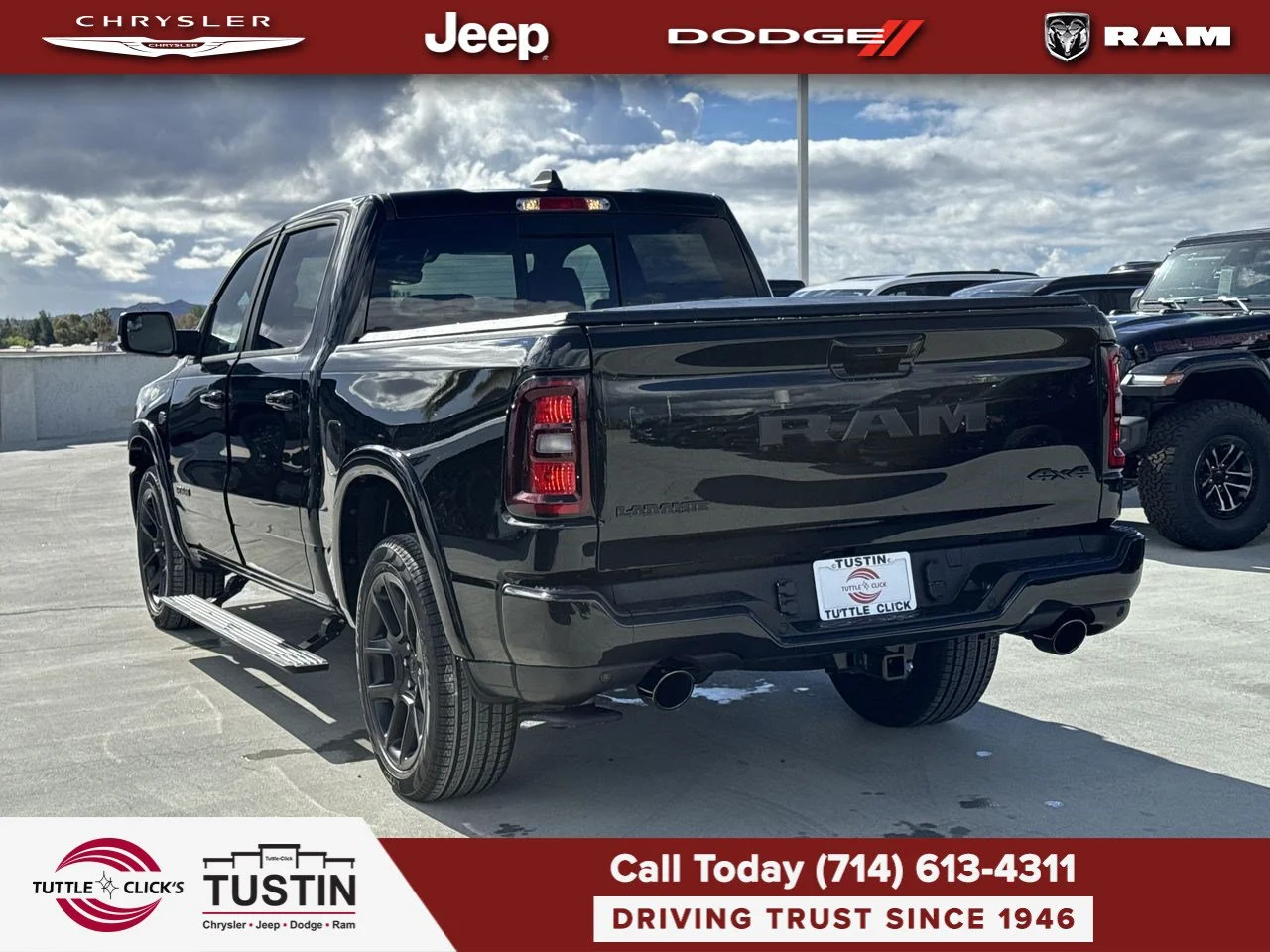 New 2027 Diamond Black Crystal Pearl-Coat Exterior Paint RAM Laramie image 12