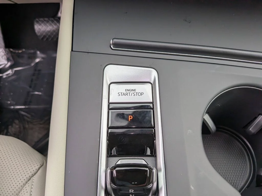New 2026 White/off-white Volkswagen 2.0T SE image 22
