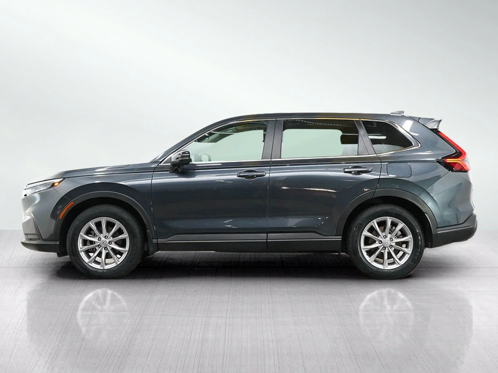 Used 2024 Honda CR-V EX with VIN 7FARS4H42RE007891 for sale in Burnsville, Minnesota