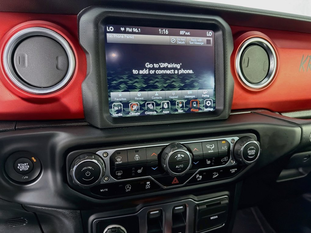 Used 2020  Jeep Rubicon image 19