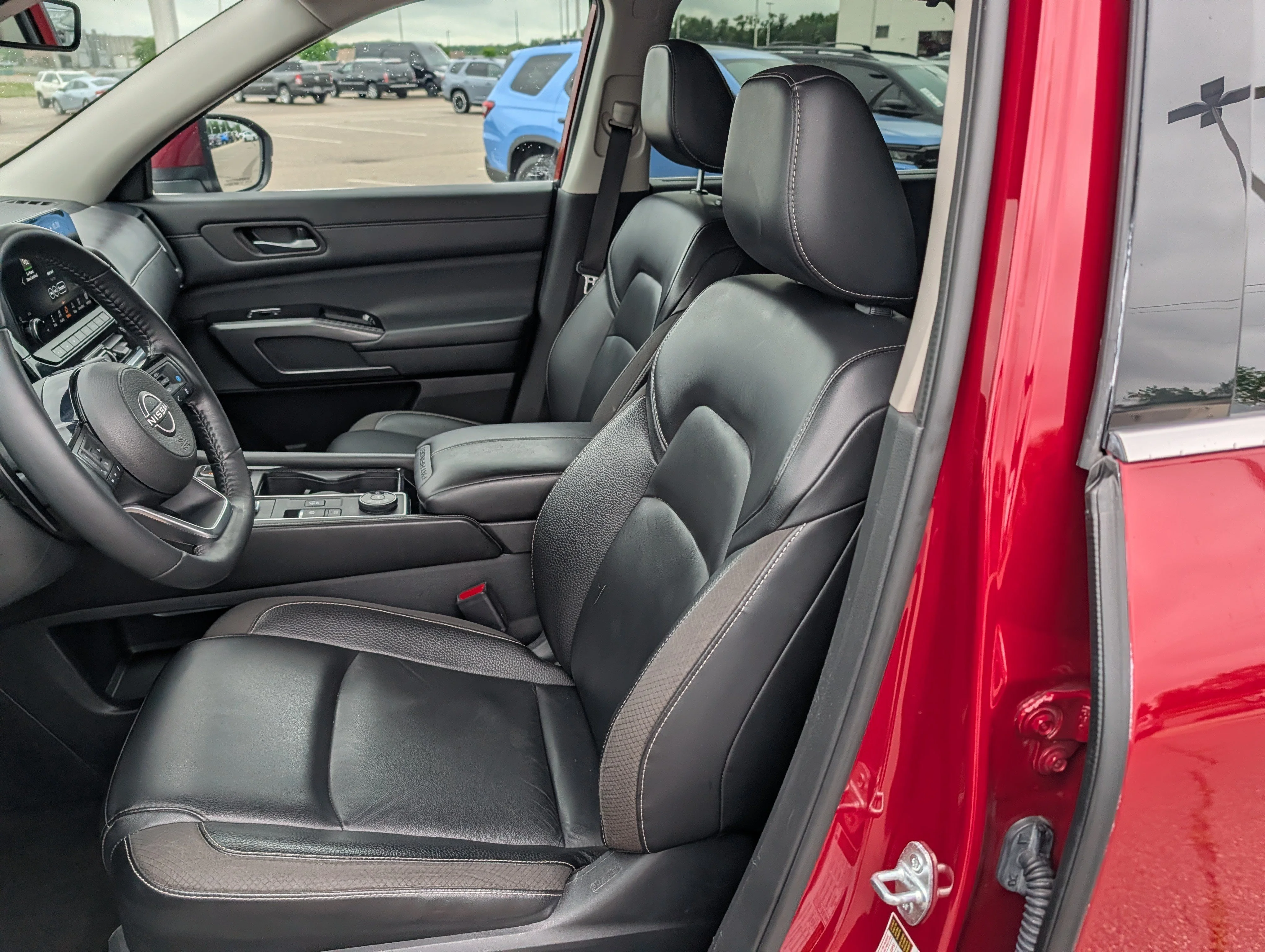 2023 Nissan Pathfinder SL - Photo 20