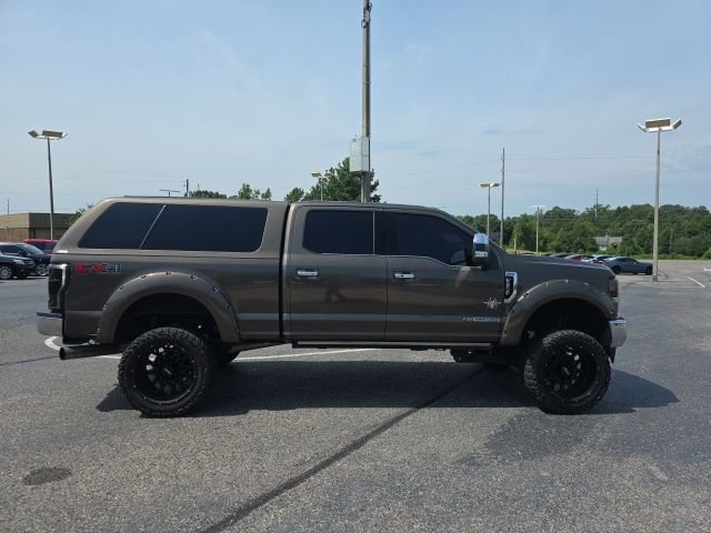 Used 2017 Caribou Metallic Ford King Ranch image 2