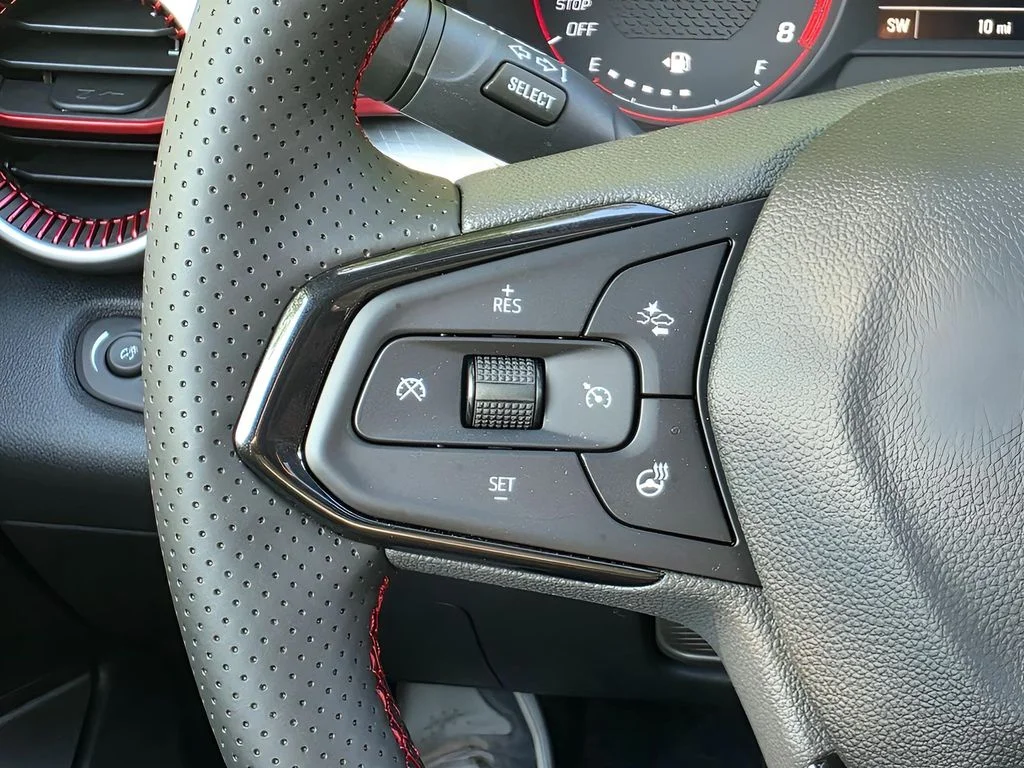 Used 2025 Sterling Gray Metallic Chevrolet 1RS image 19