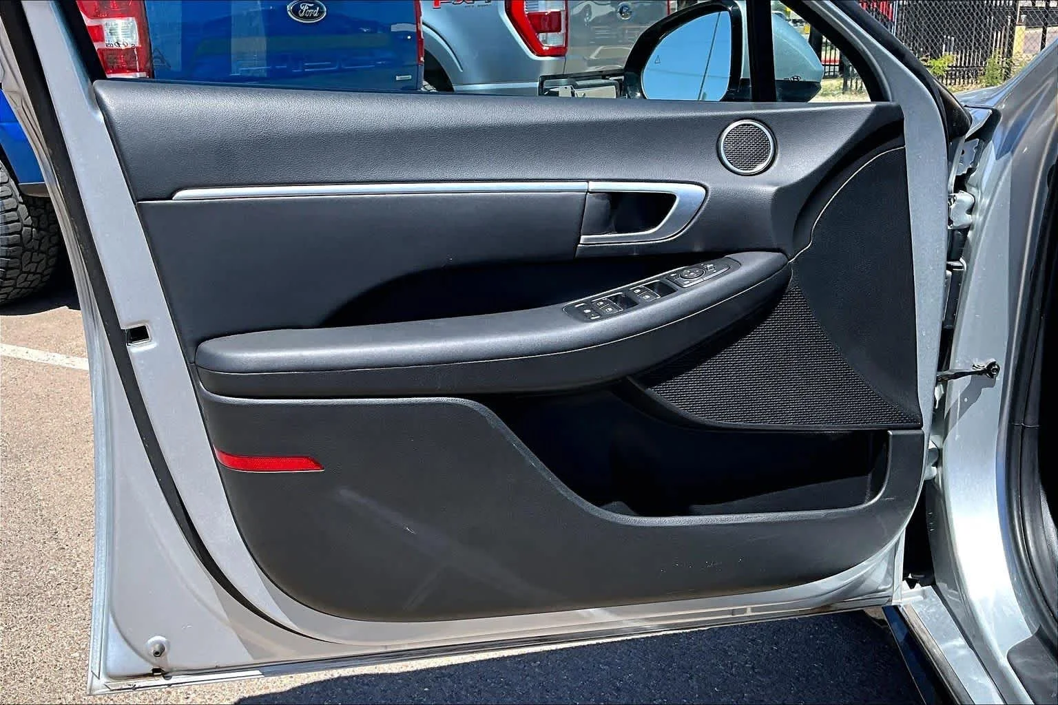 Used 2024 Aero Silver Hyundai SEL image 22