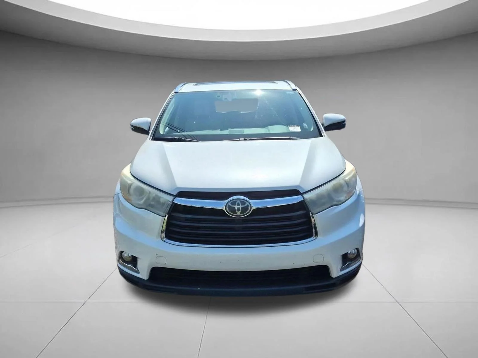 Used 2016 Blizzard Pearl Toyota Limited Platinum image 2