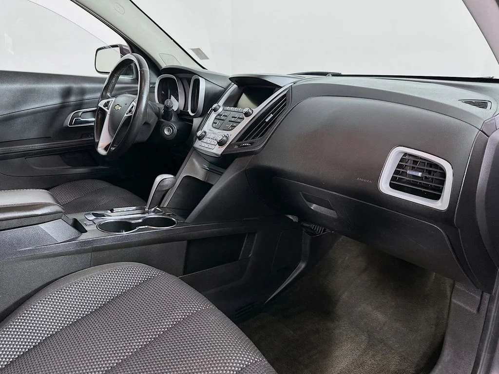 Used 2015 Tungsten Metallic Chevrolet LT image 24