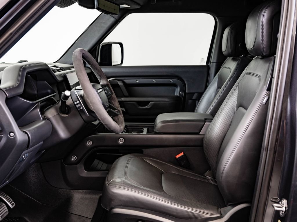 Used 2023 Carpathian Gray Premium Metallic Land Rover V8 image 22