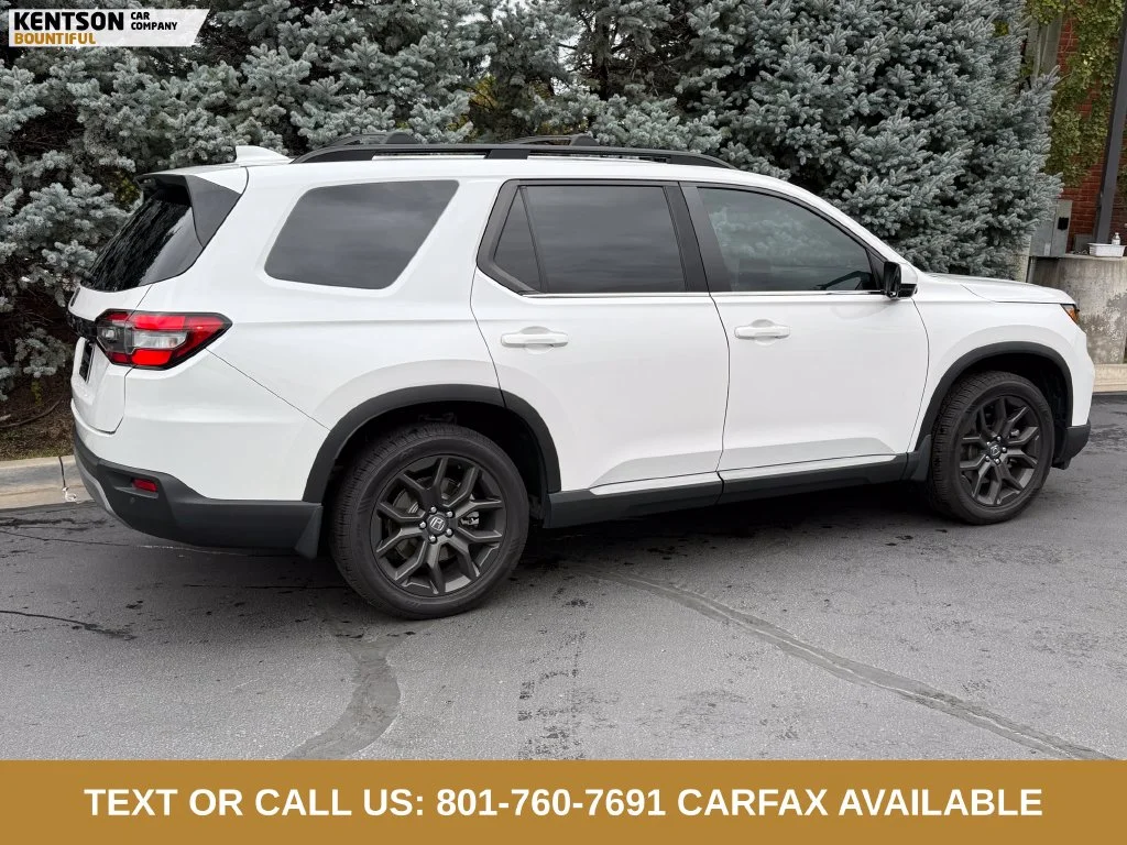 Used 2023 White Honda EX-L image 9